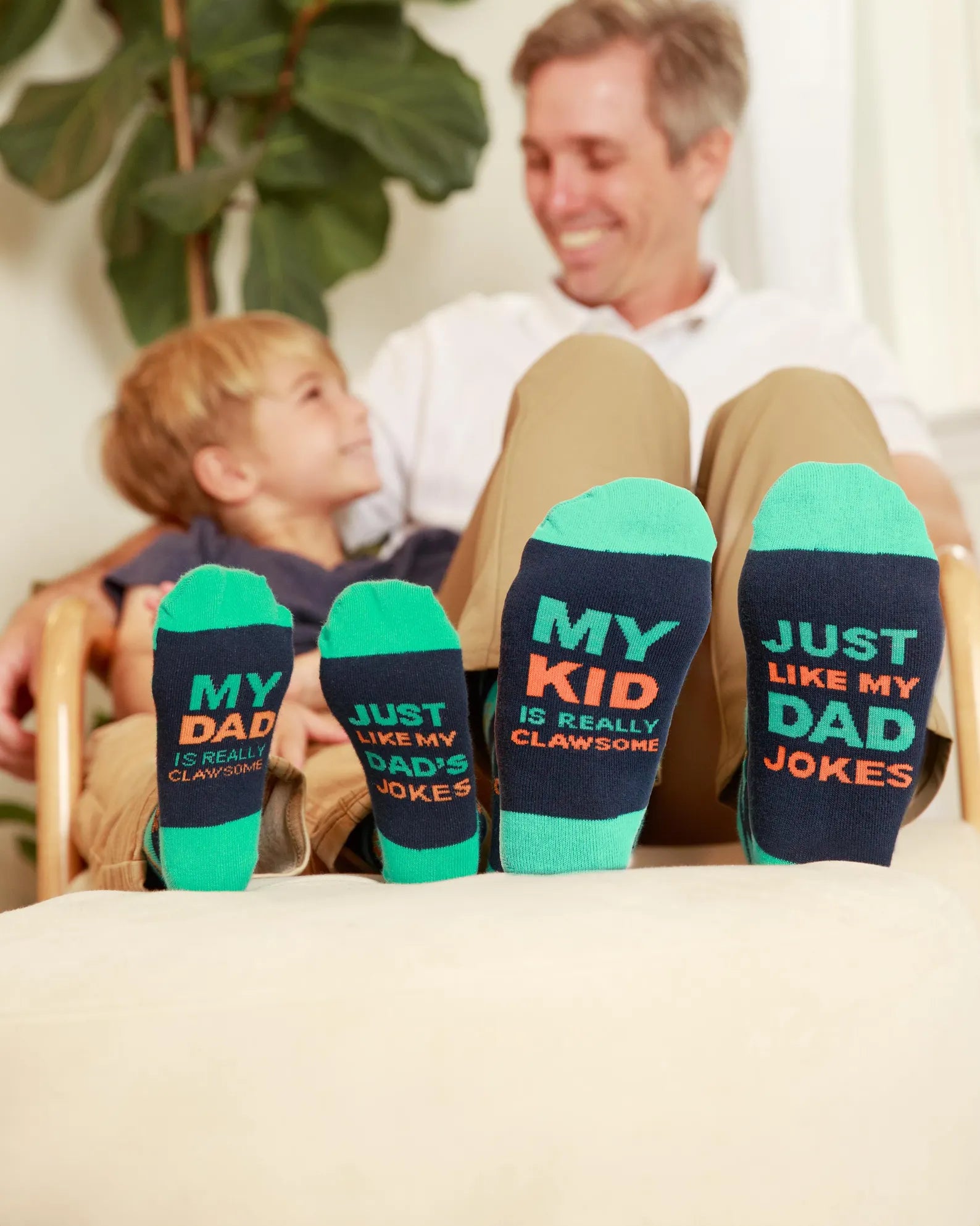 Clawsome Dad Joke Socks – FunnyFeet Matching Father & Kid Crab Socks
